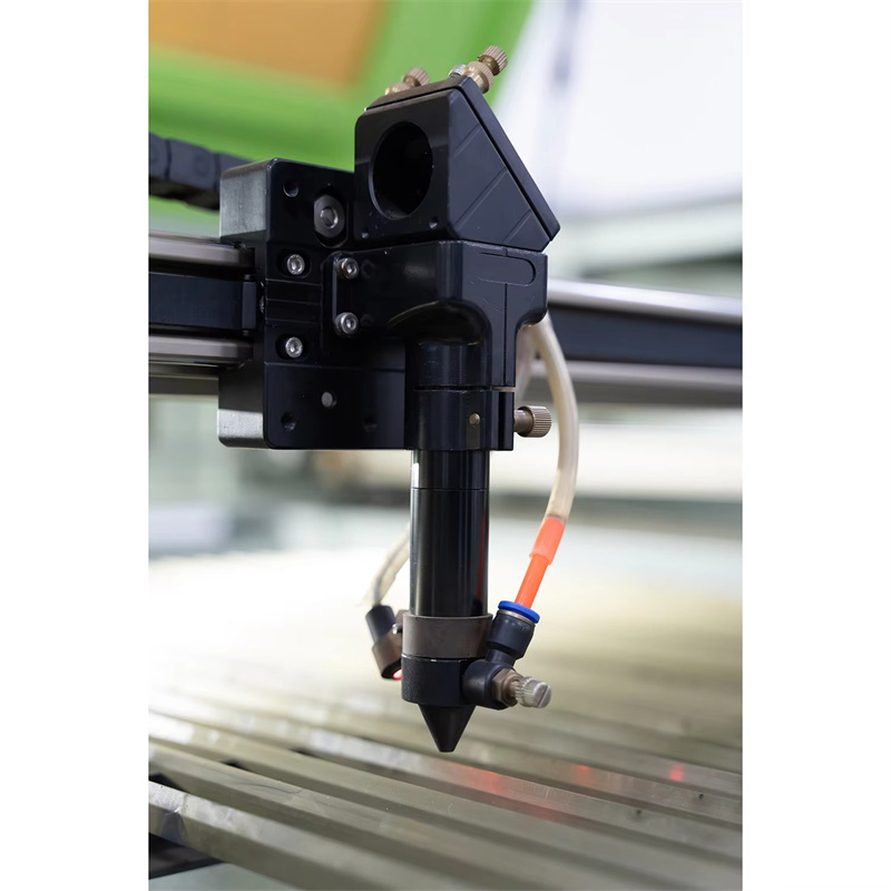 Industrial High Power CNC CO2  - Industrial Laser Fabric Cutting Machine 评论和价格