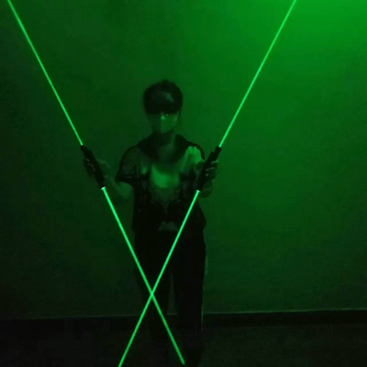 Green light 532nmLaser flashli - Industrial Green Laser 评论和价格